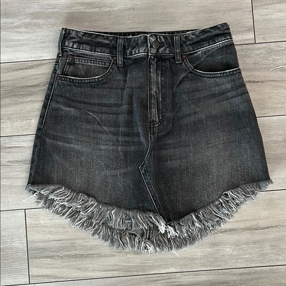 Free People We the Free black denim v cut skirt size 27 NWOT